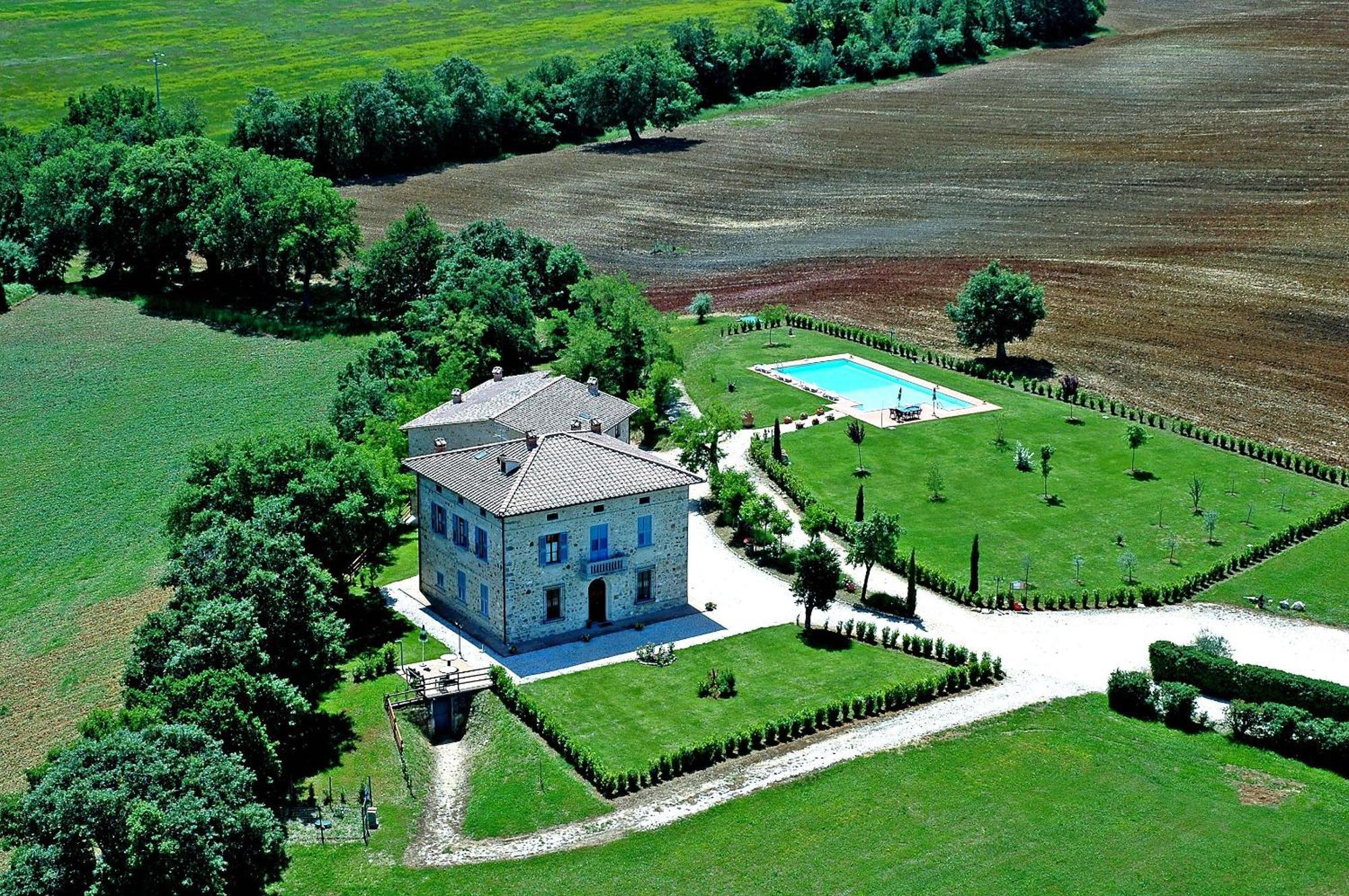בית הארחה Casole dʼElsa 	Borgo Il Villino מראה חיצוני תמונה