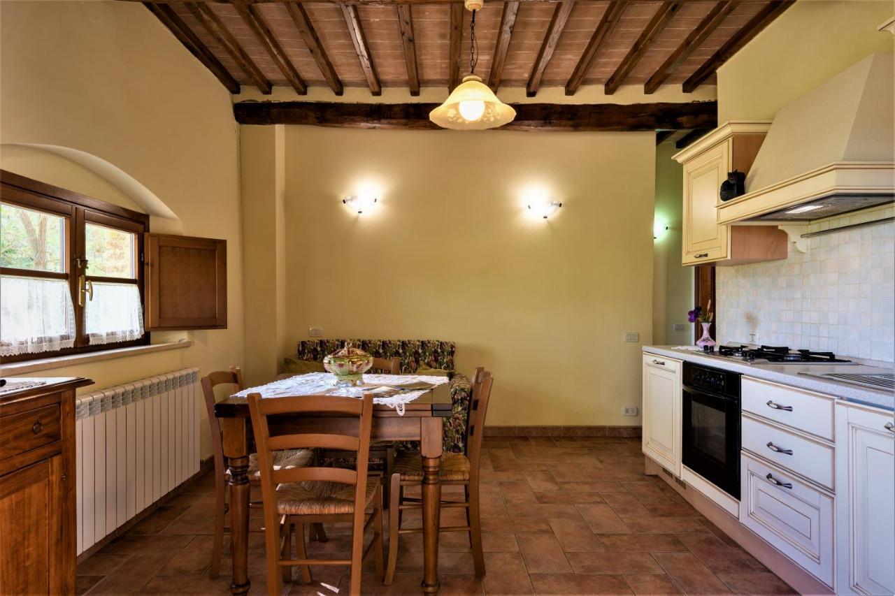 בית הארחה Casole dʼElsa 	Borgo Il Villino מראה חיצוני תמונה