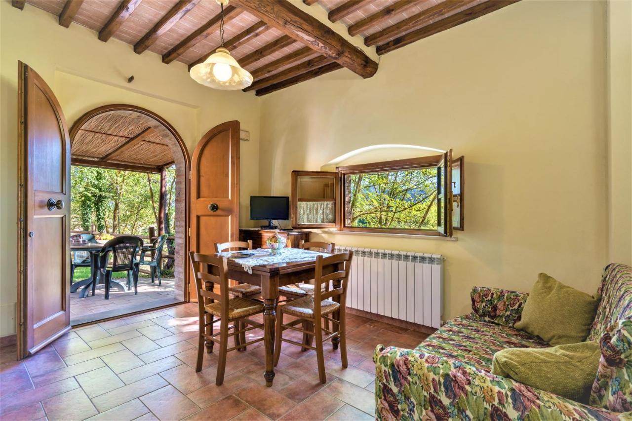 בית הארחה Casole dʼElsa 	Borgo Il Villino מראה חיצוני תמונה